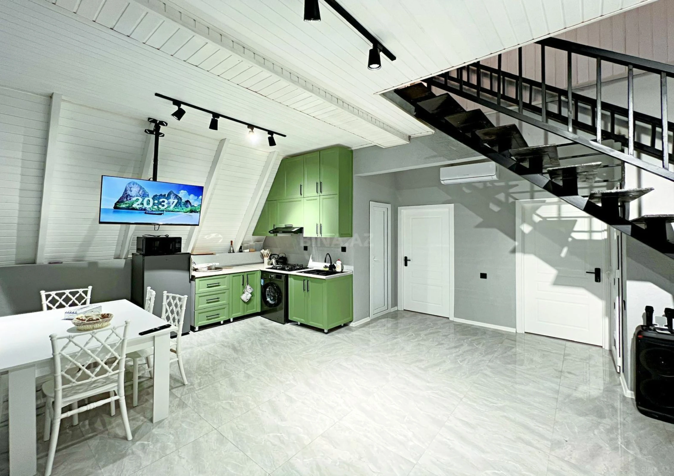 Kirayə verilir 4 otaqlı həyət evi 120 m²