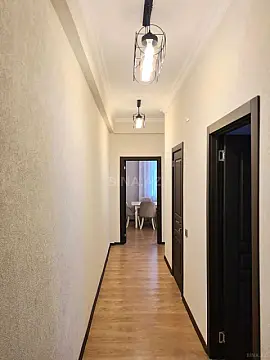 Kirayə verilir 2 otaqlı mənzil 70 m²