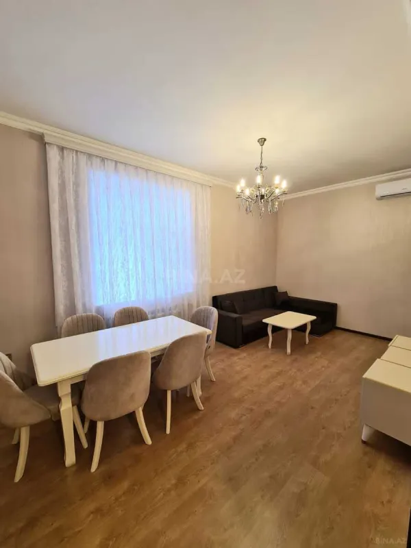 Kirayə verilir 2 otaqlı mənzil 70 m²