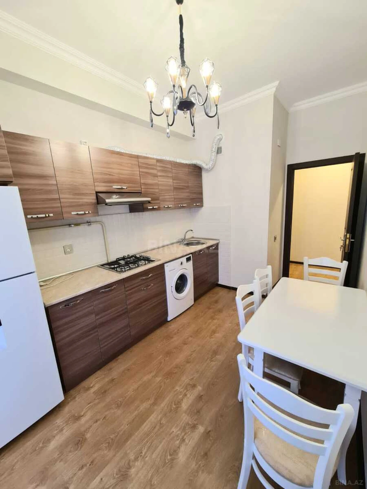 Kirayə verilir 2 otaqlı mənzil 70 m²