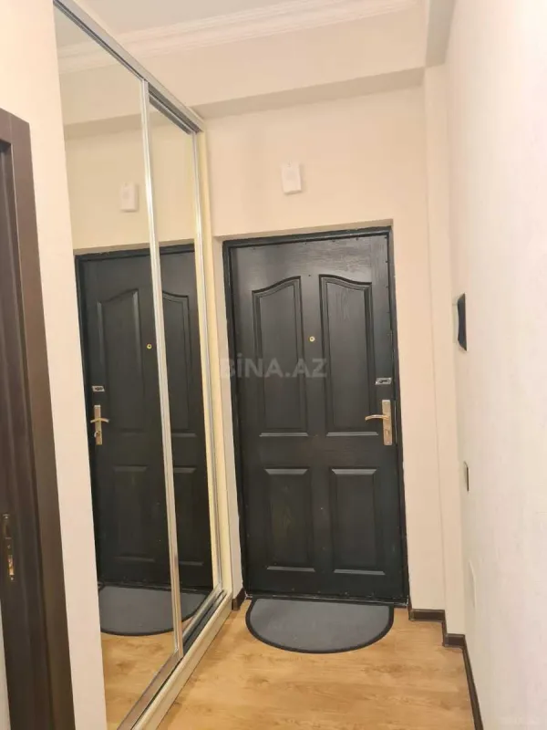 Kirayə verilir 2 otaqlı mənzil 70 m²