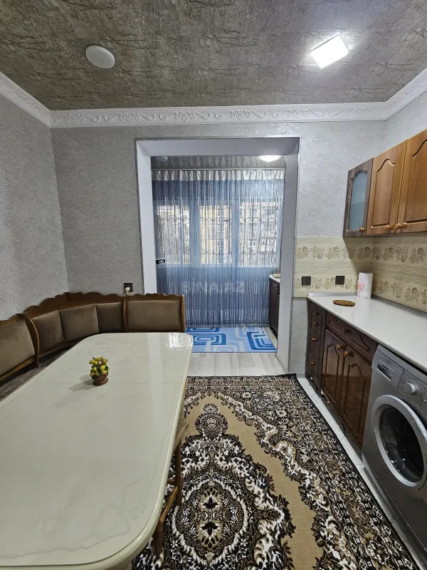Satılır 2 otaqlı mənzil 70 m²