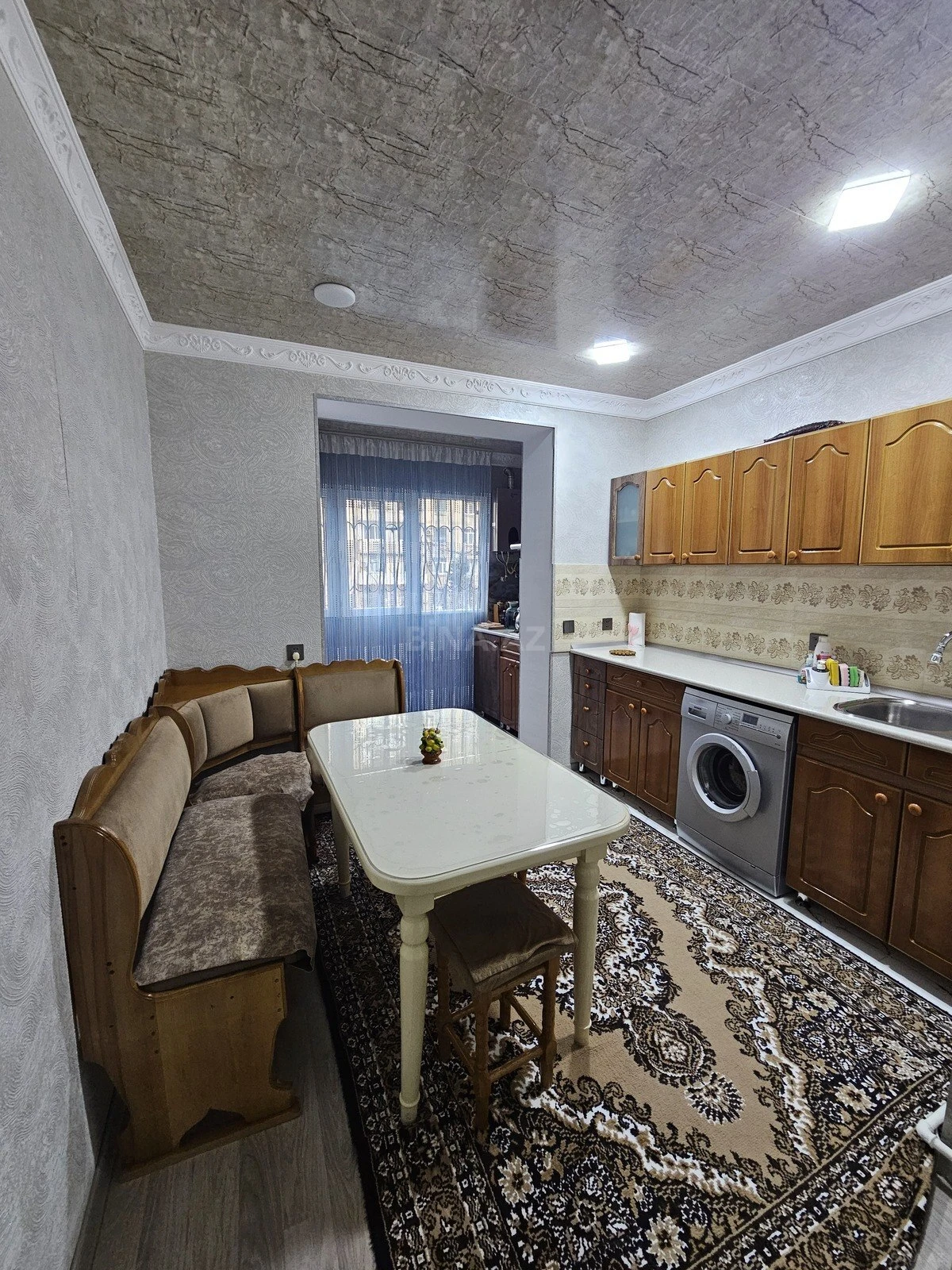 Satılır 2 otaqlı mənzil 70 m²