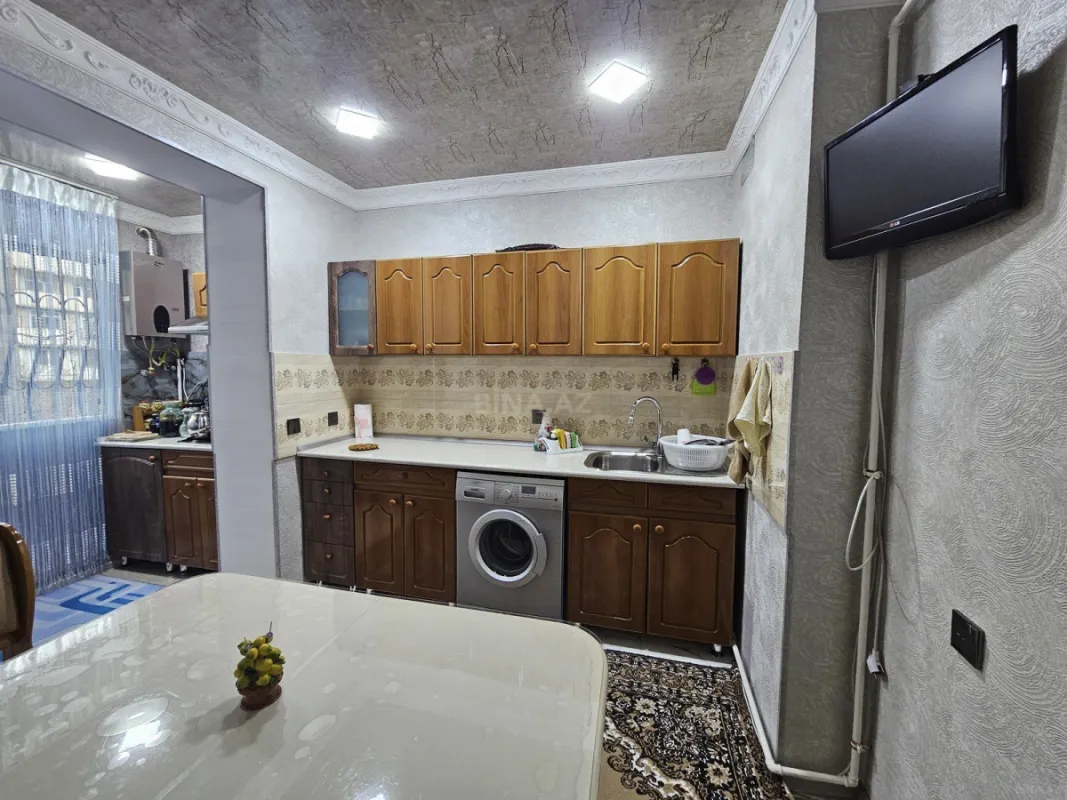 Satılır 2 otaqlı mənzil 70 m²