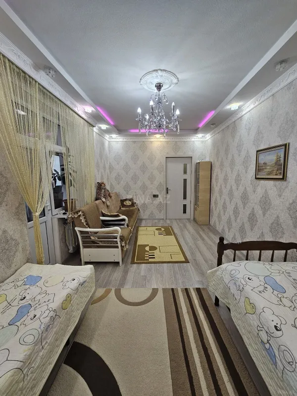 Satılır 2 otaqlı mənzil 70 m²