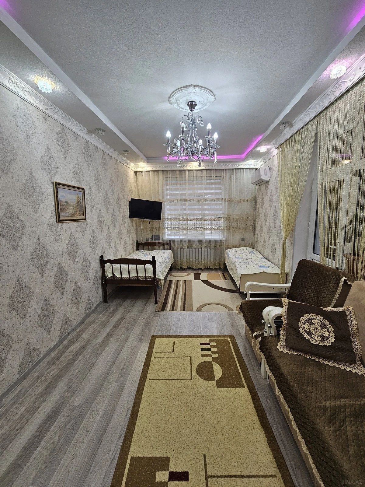 Satılır 2 otaqlı mənzil 70 m²