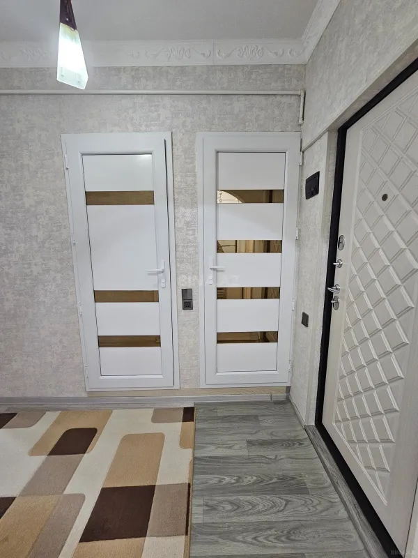 Satılır 2 otaqlı mənzil 70 m²