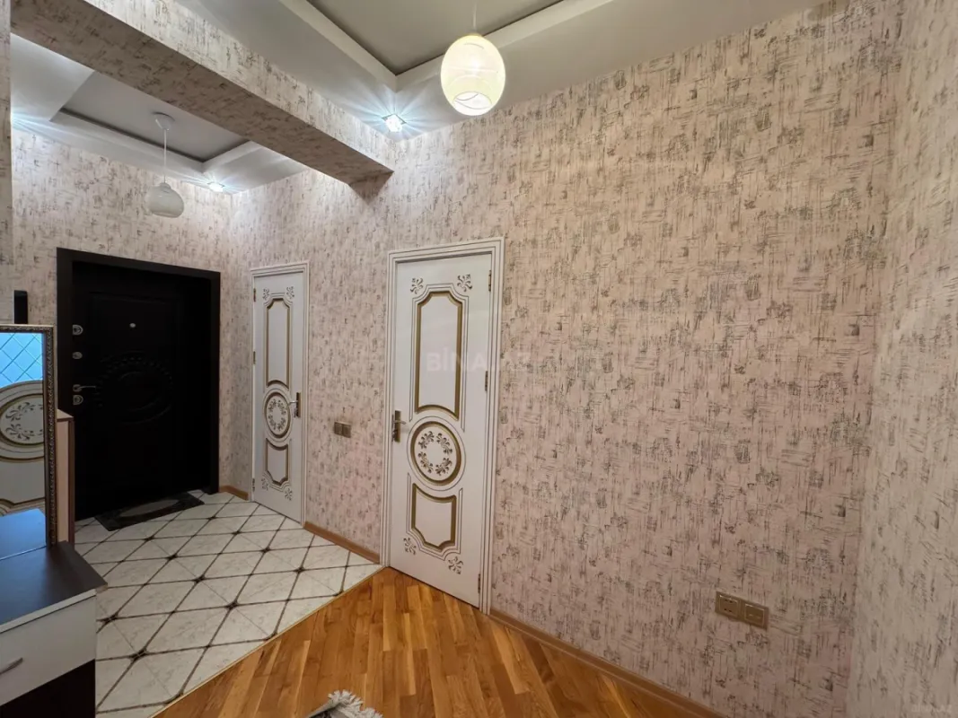 Satılır 3 otaqlı mənzil 90 m²