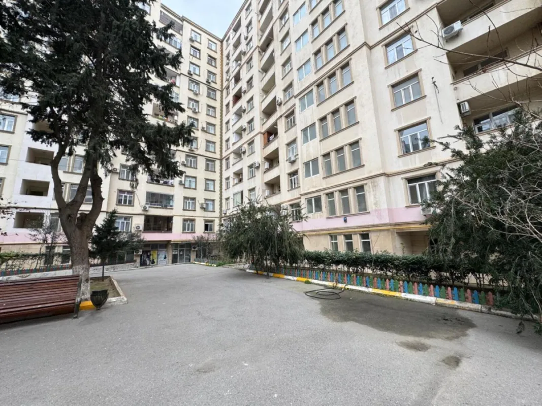 Satılır 3 otaqlı mənzil 90 m²