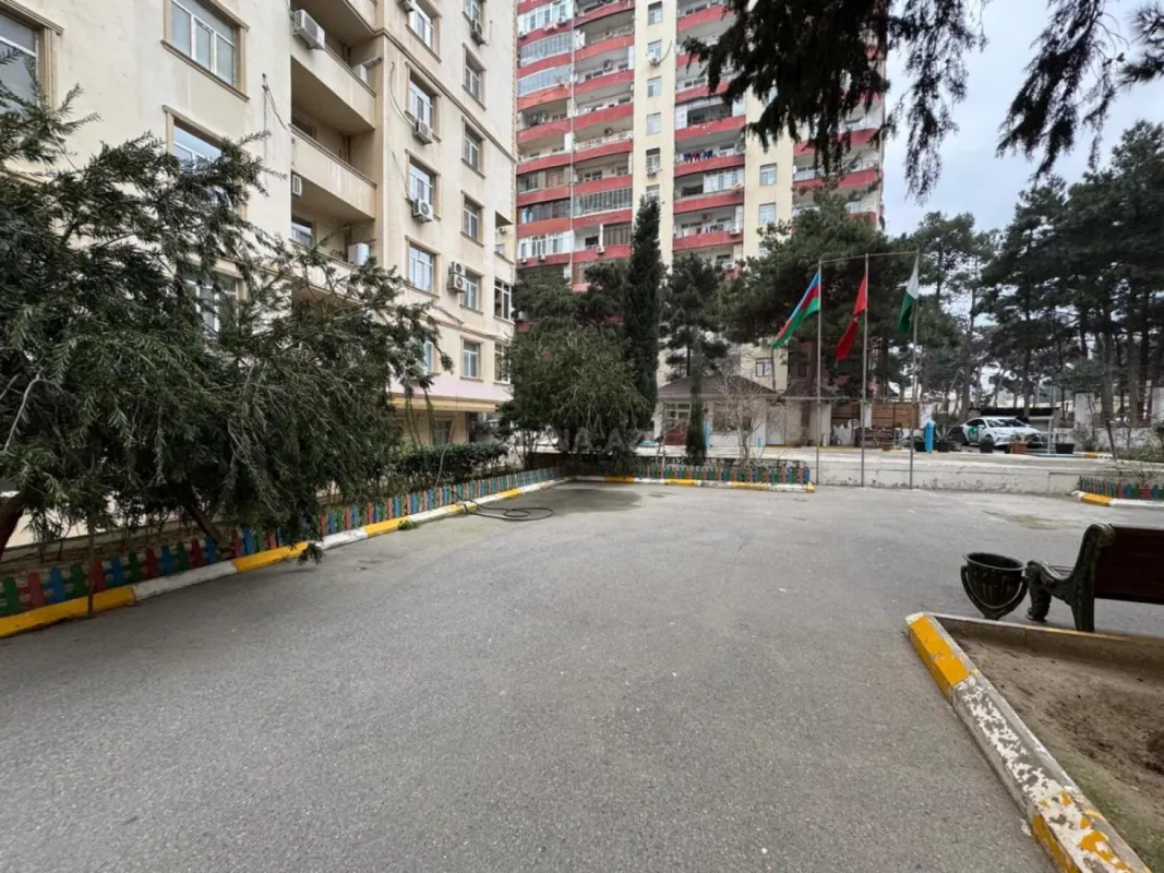 Satılır 3 otaqlı mənzil 90 m²