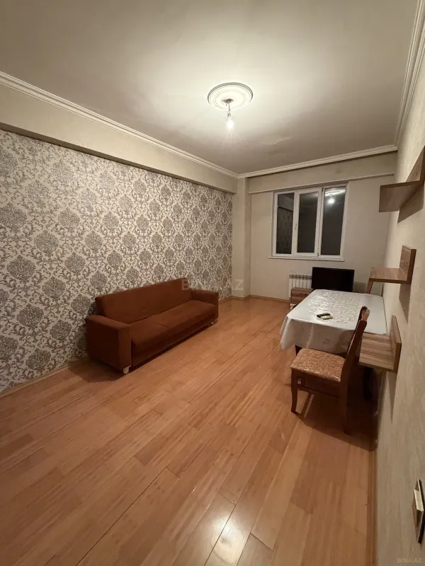 Kirayə verilir 2 otaqlı mənzil 65 m²