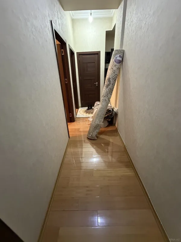 Kirayə verilir 2 otaqlı mənzil 65 m²