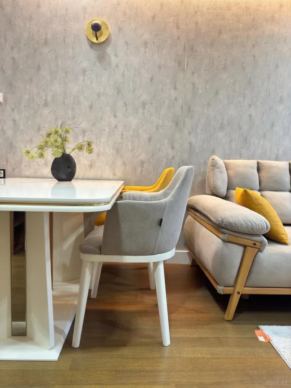 Kirayə verilir 2 otaqlı mənzil 60 m²