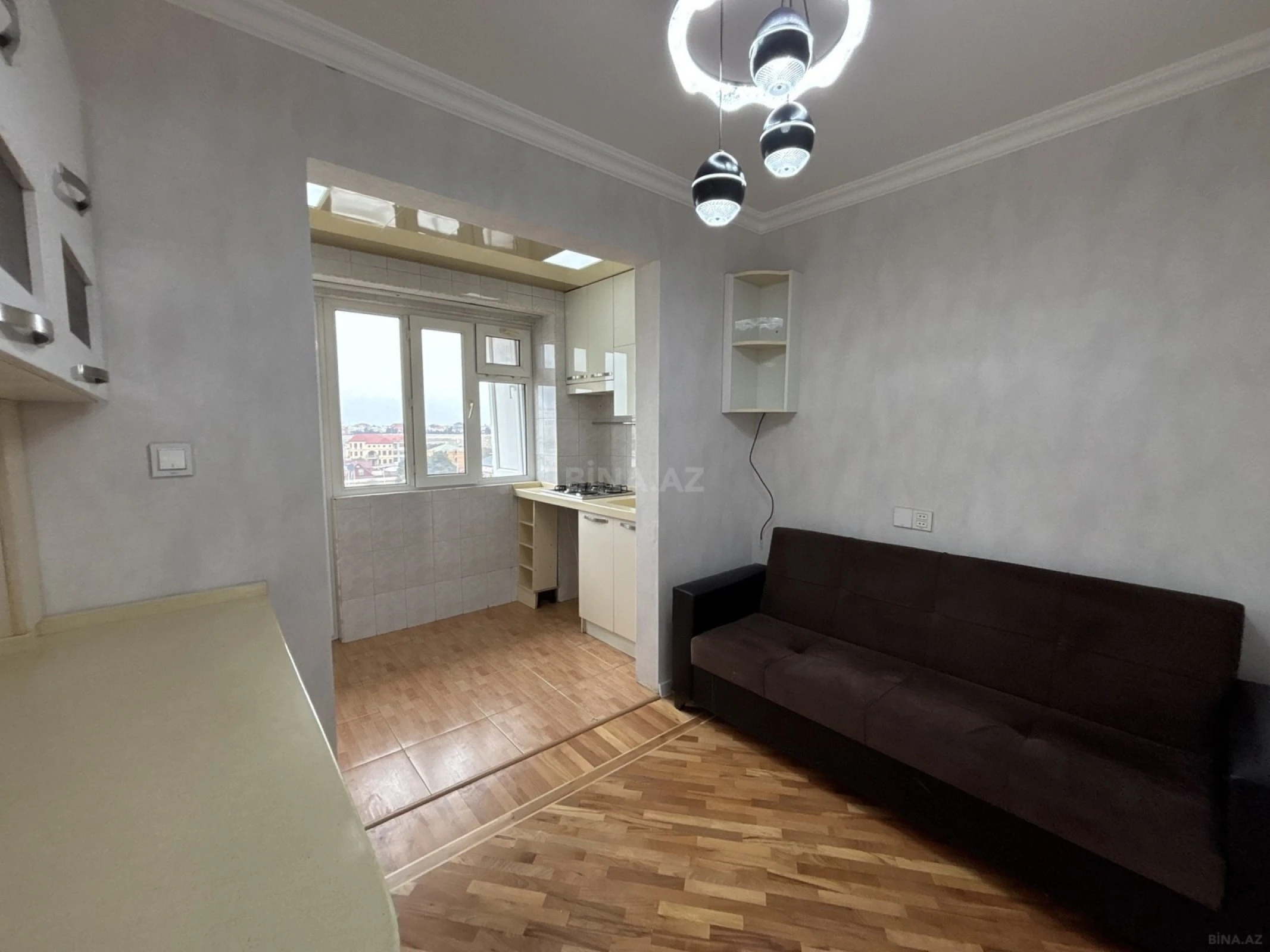 Satılır 2 otaqlı mənzil 65 m²