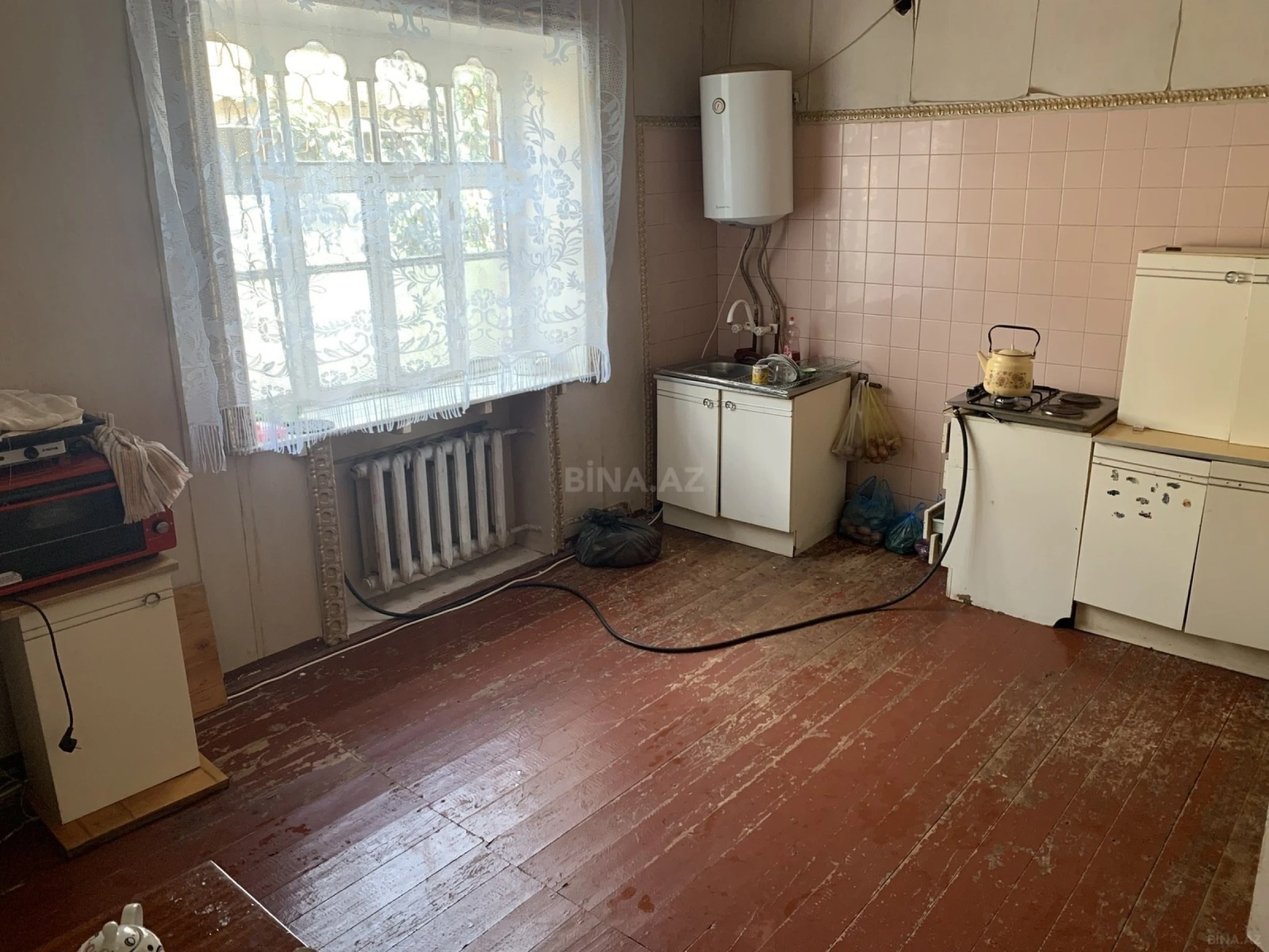 Satılır 4 otaqlı həyət evi 170 m²