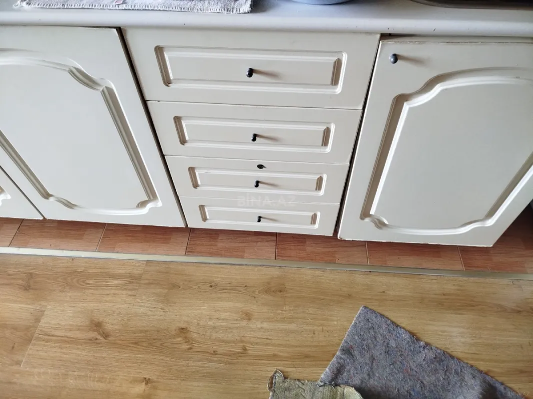 Kirayə verilir 3 otaqlı mənzil 60 m²