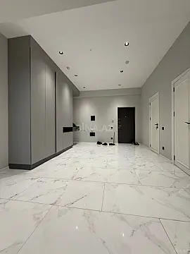 Kirayə verilir 2 otaqlı mənzil 117 m²