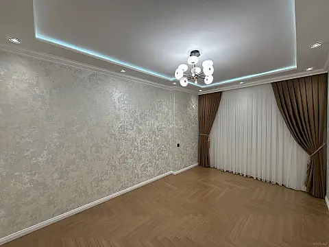 Satılır 3 otaqlı mənzil 223 m²