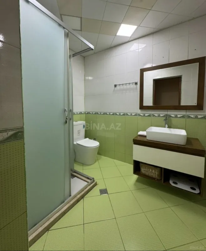 Satılır 3 otaqlı mənzil 140 m²