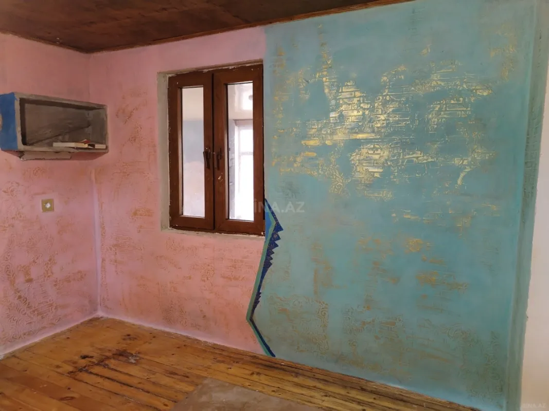 Satılır 3 otaqlı həyət evi 33 m²