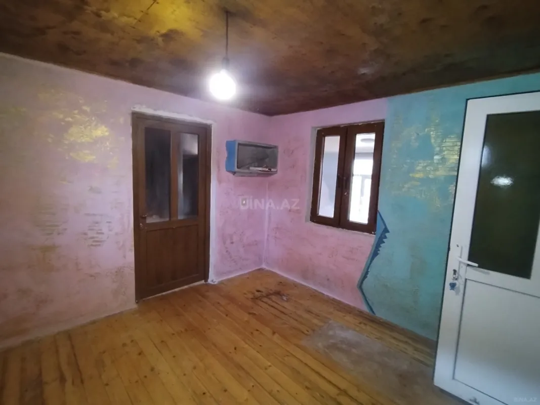 Satılır 3 otaqlı həyət evi 33 m²