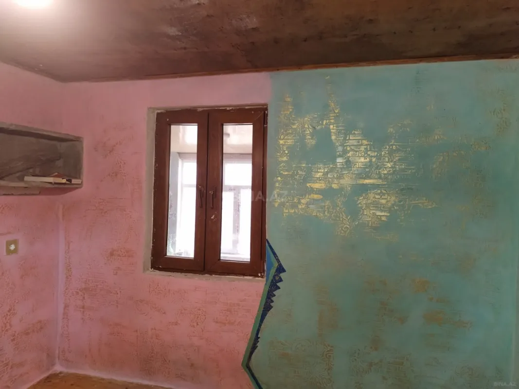 Satılır 3 otaqlı həyət evi 33 m²