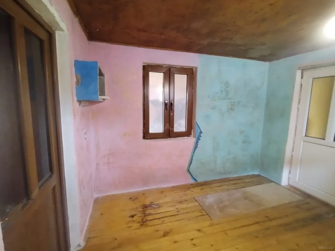 Satılır 3 otaqlı həyət evi 33 m²