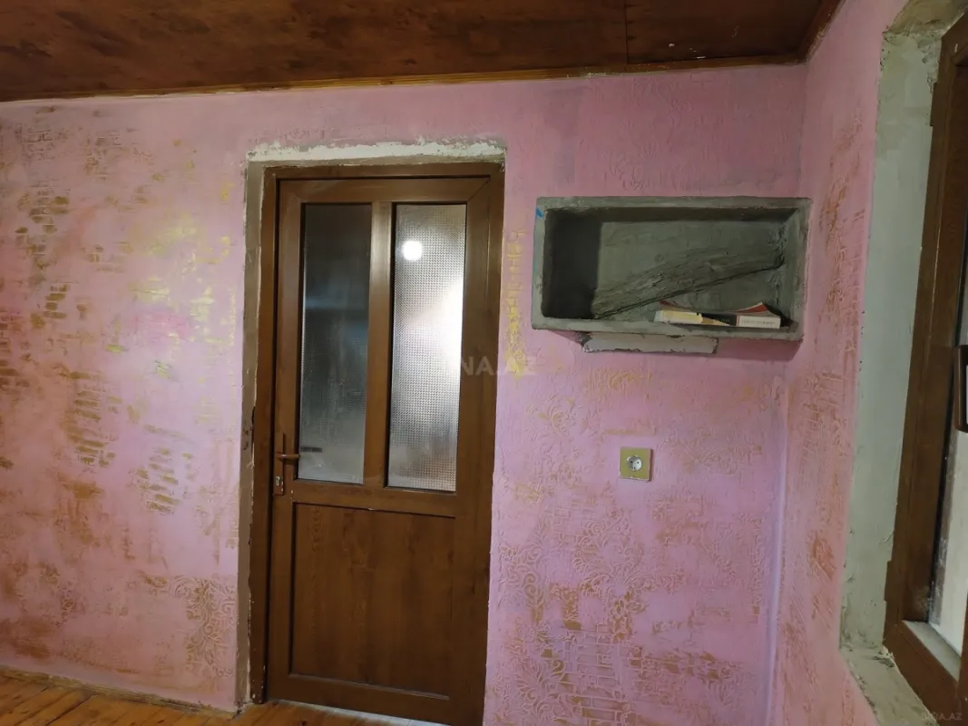 Satılır 3 otaqlı həyət evi 33 m²