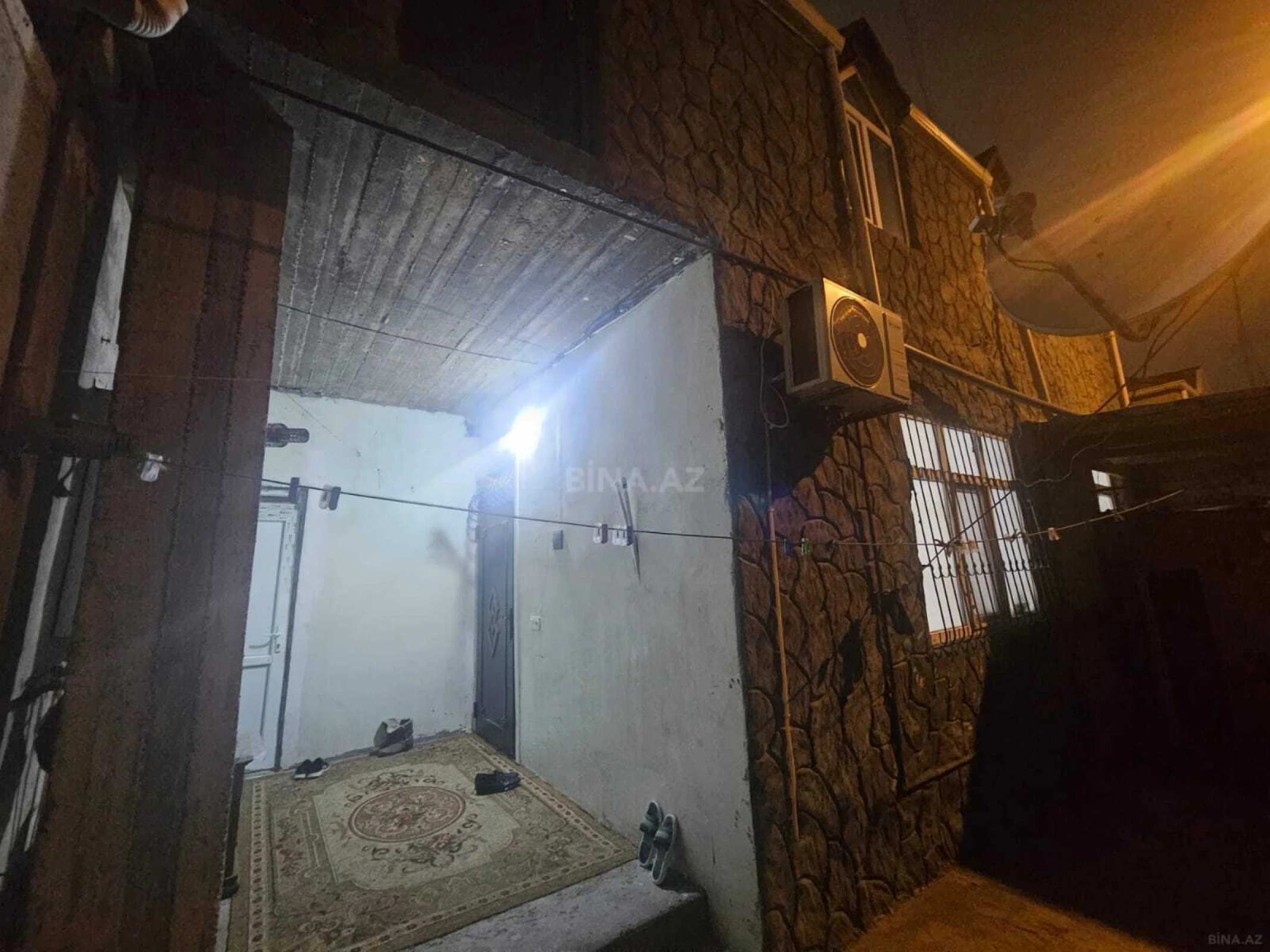 Satılır 3 otaqlı həyət evi 150 m²