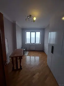 Kirayə verilir 3 otaqlı mənzil 120 m²