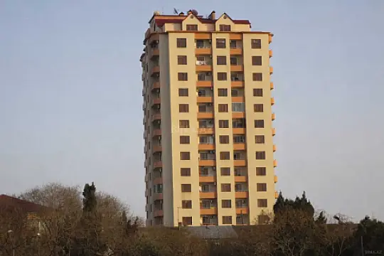 Kirayə verilir 3 otaqlı mənzil 120 m² — Bakı, Nərimanov 3 otaq 120.00 m²