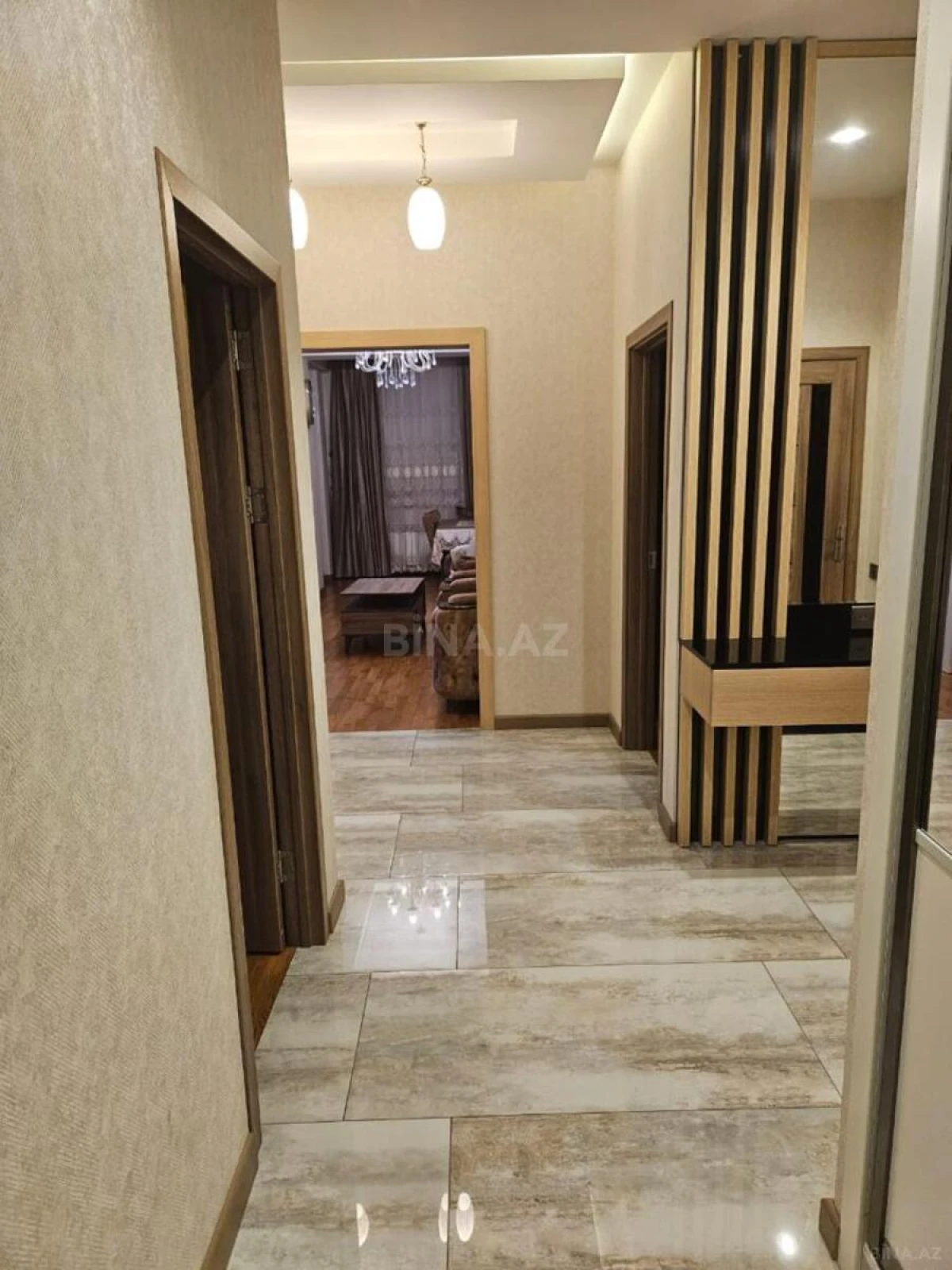 Satılır 3 otaqlı mənzil 112 m²