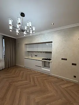 Satılır 3 otaqlı mənzil 76 m²
