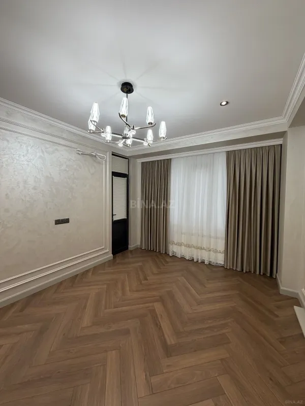 Satılır 3 otaqlı mənzil 76 m²
