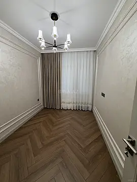 Satılır 3 otaqlı mənzil 76 m²
