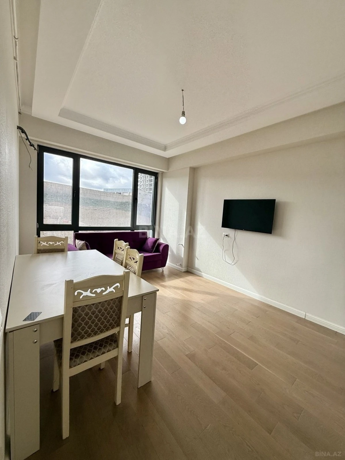 Kirayə verilir 2 otaqlı mənzil 50 m²