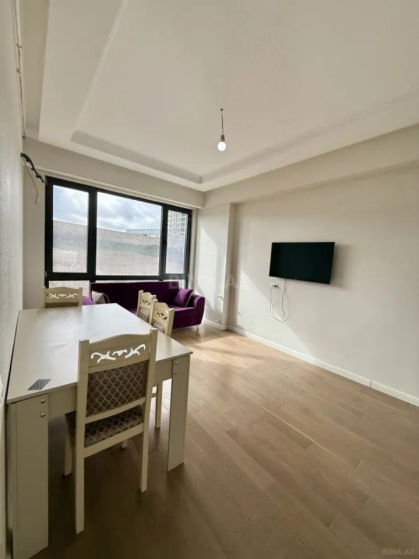Kirayə verilir 2 otaqlı mənzil 50 m²