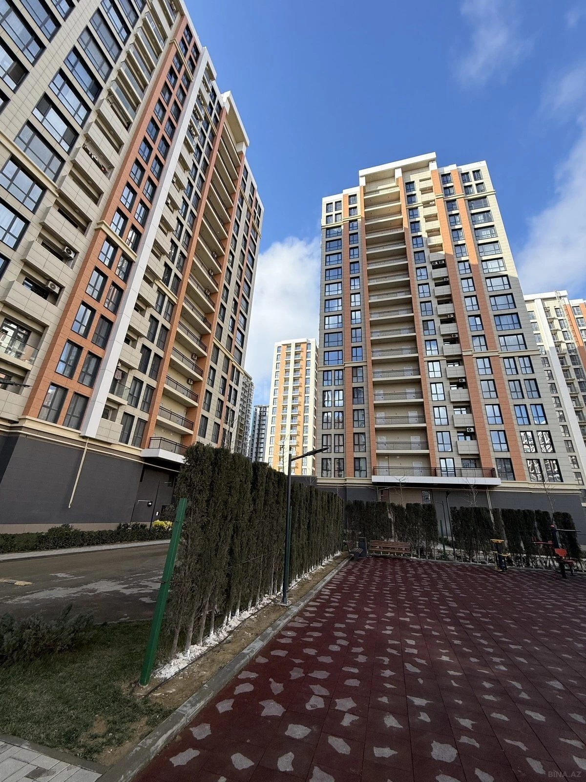Kirayə verilir 2 otaqlı mənzil 50 m²