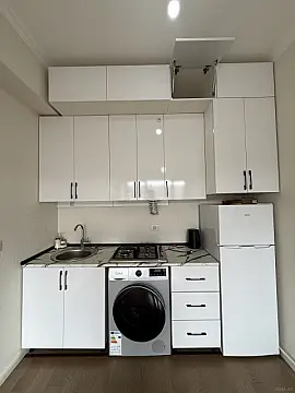 Kirayə verilir 2 otaqlı mənzil 50 m²
