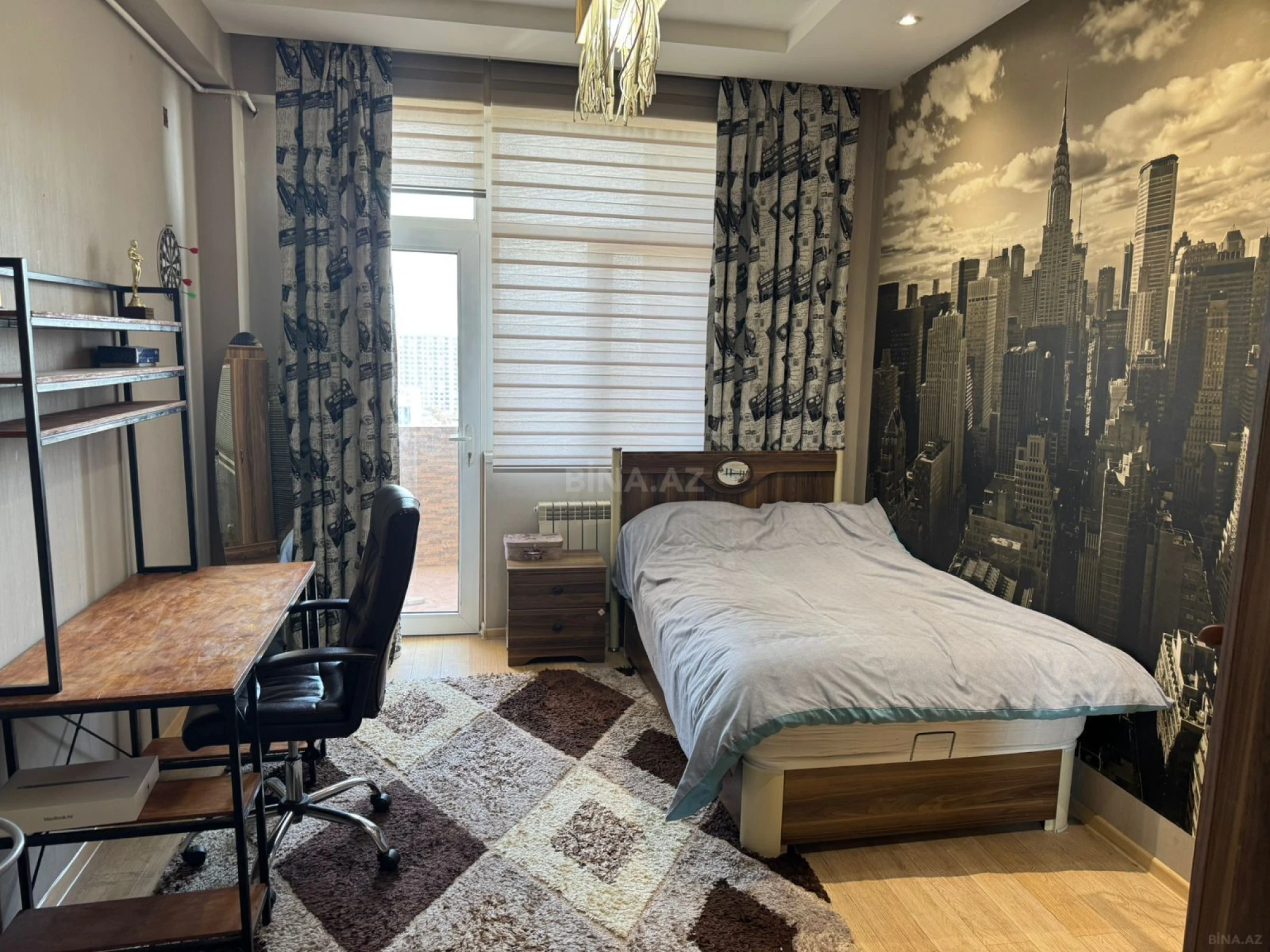 Satılır 3 otaqlı mənzil 117 m²