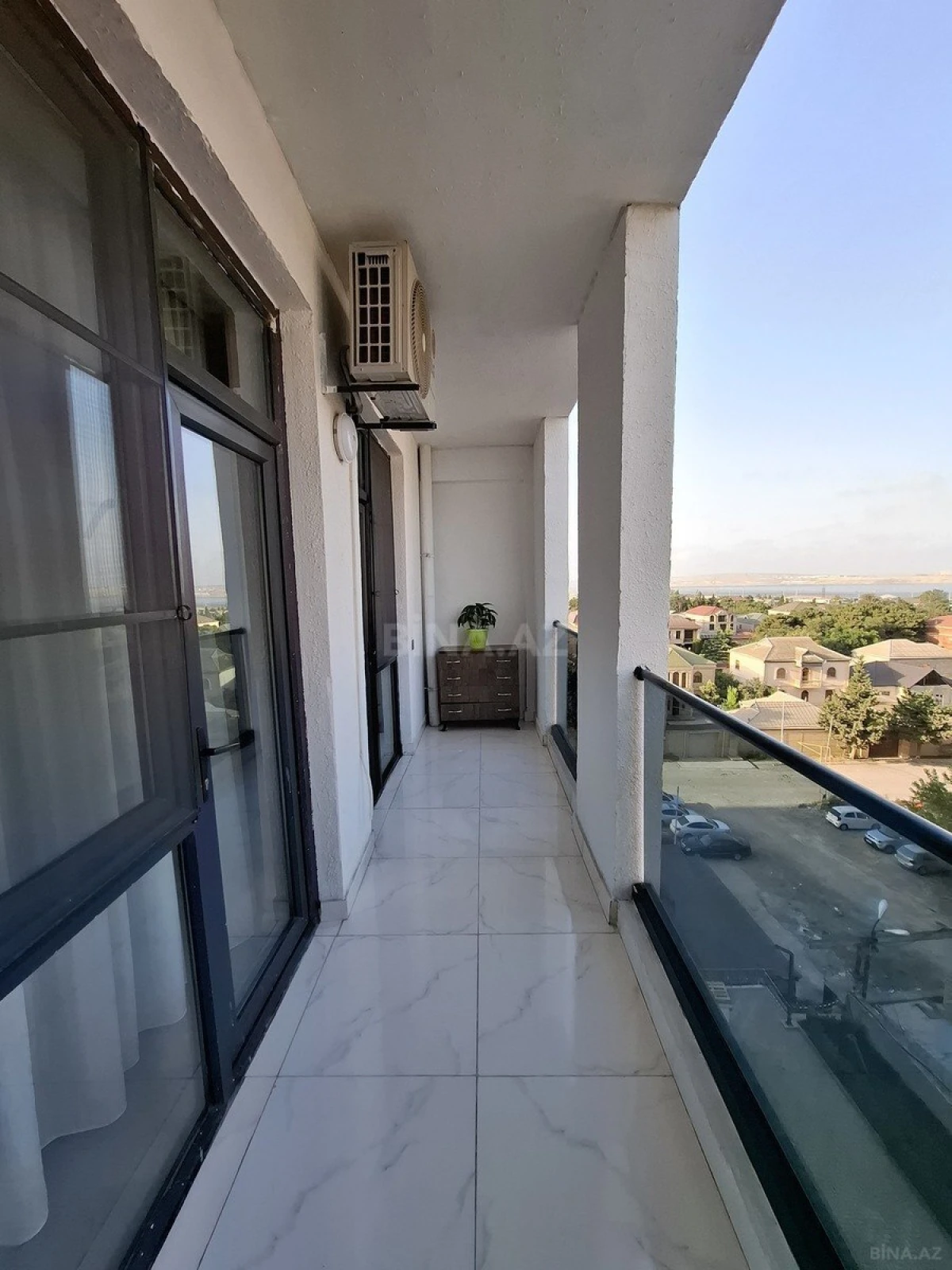 Kirayə verilir 2 otaqlı mənzil 60 m²