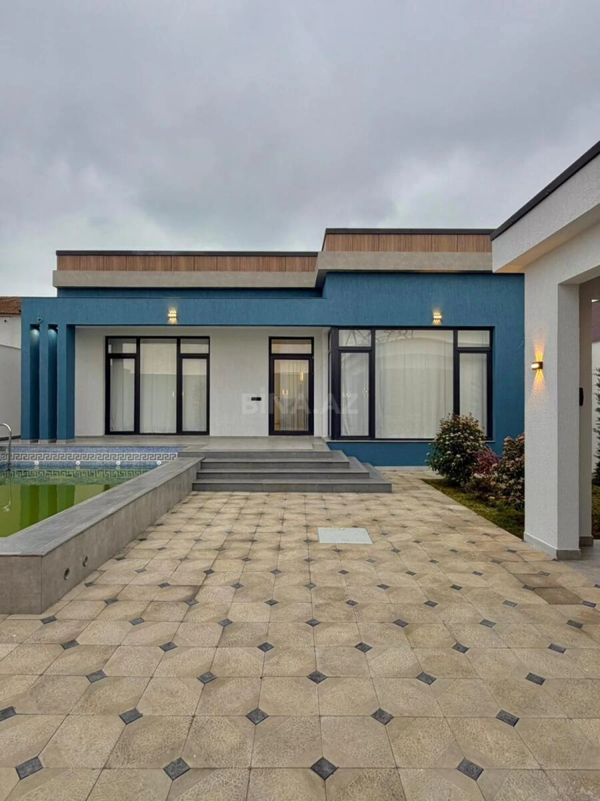 Satılır 4 otaqlı həyət evi 170 m²