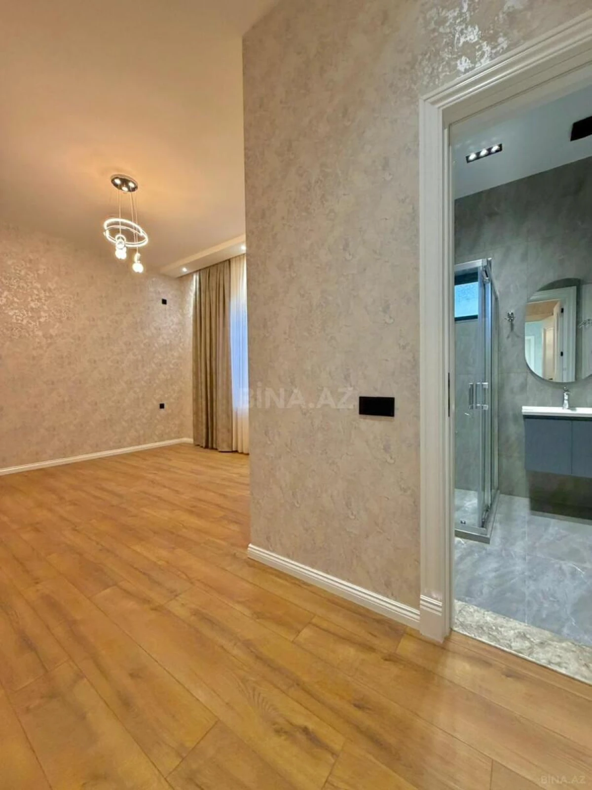 Satılır 4 otaqlı həyət evi 170 m²