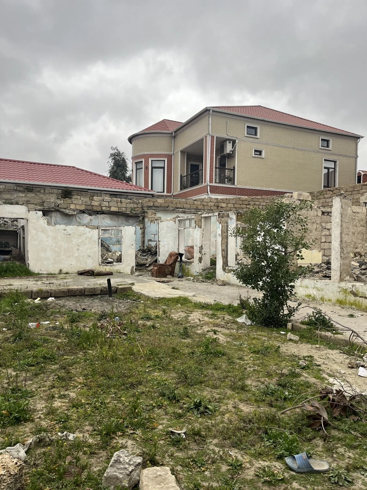 Satılır torpaq sahəsi 4 m²