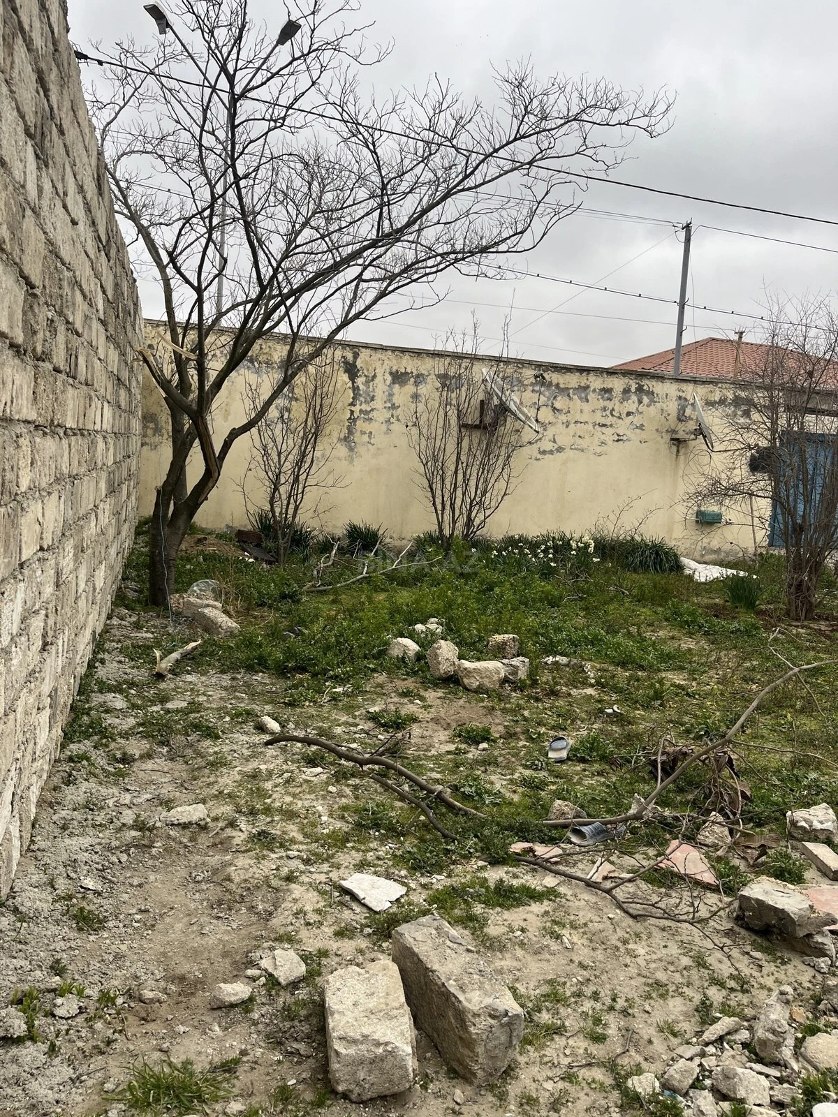 Satılır torpaq sahəsi 4 m²