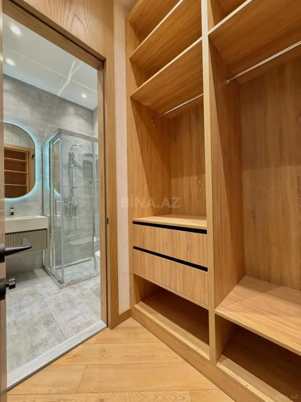 Satılır 5 otaqlı həyət evi 250 m²