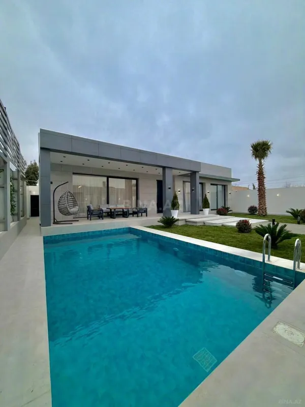 Satılır 5 otaqlı həyət evi 250 m²