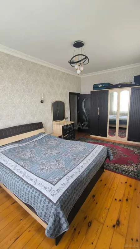 Satılır 2 otaqlı mənzil 78 m²