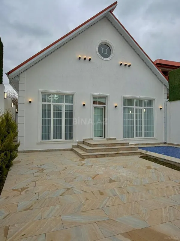 Satılır 4 otaqlı həyət evi 150 m²