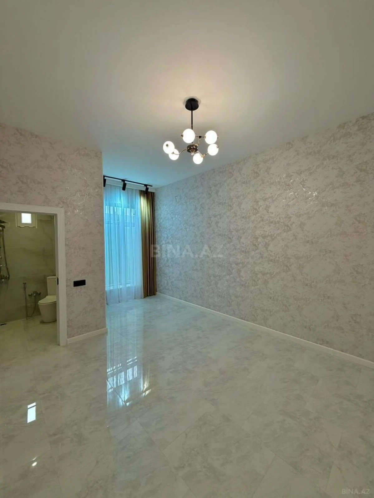 Satılır 4 otaqlı həyət evi 150 m²